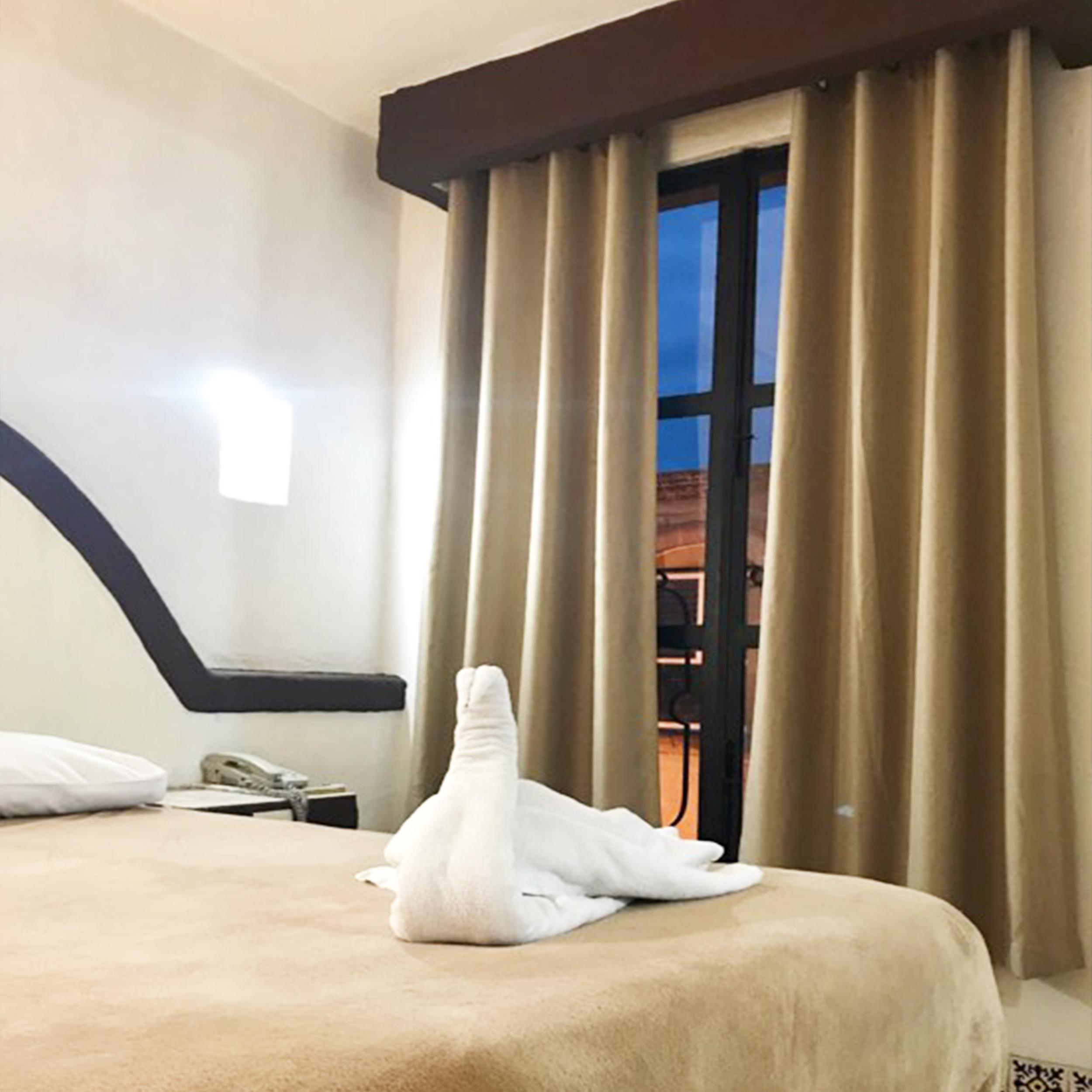 Hotel Plaza Морелия Экстерьер фото